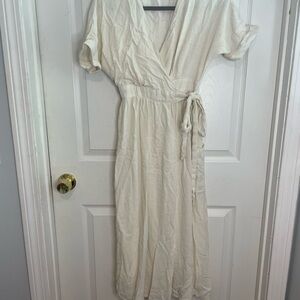 MOD REF - Elegant Cream Wrap Dress